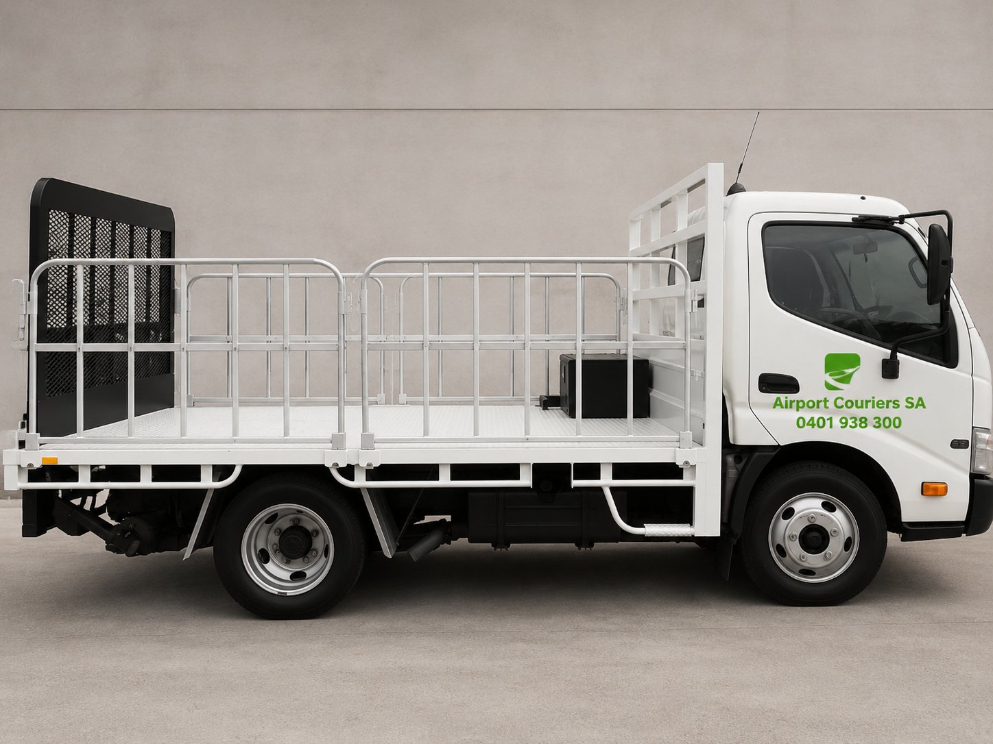Airport Couriers SA flatbed truck